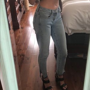 J brand sz 25 split side light wash jeans Stretch